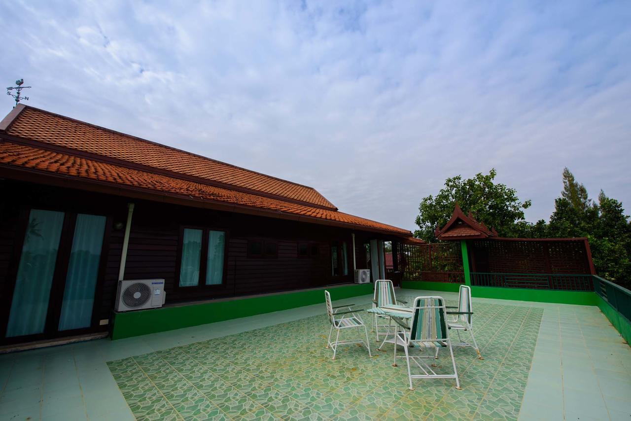 Ruen Khaoyai Hotel Pakchong Exterior photo